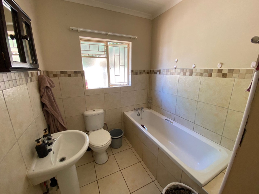 10 Bedroom Property for Sale in Orkney North West